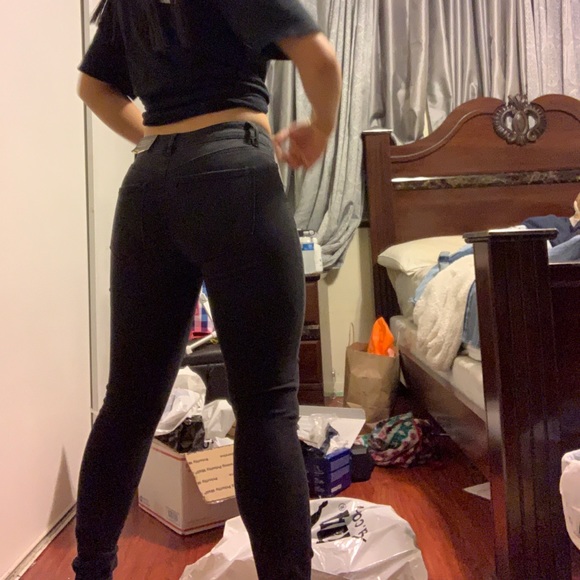 Jeans - Picture 2 of 7